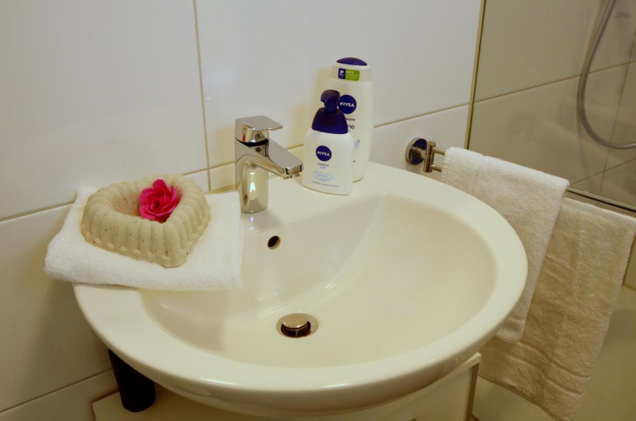 Unique Zentrale Moderne 2 Zimmer Wohnung Nahe Dem Park Villingen-Schwenningen Ngoại thất bức ảnh